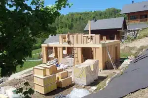 Chantier autoconstruction maison passive en kit