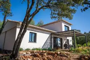 construction bois écologique maison individuelle sud mas de provence