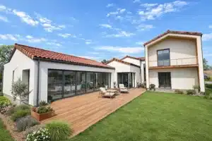 Maison construite de A à Z Blokiwood