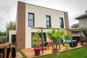 Maison 8 contemporaine carré toit plat