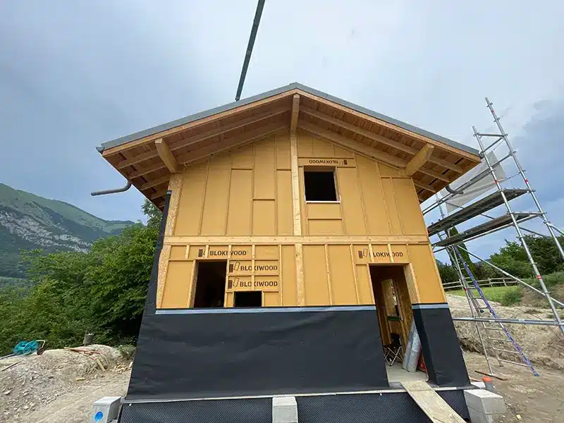 Maison 110m² au sol, Plancher CLT apparent
